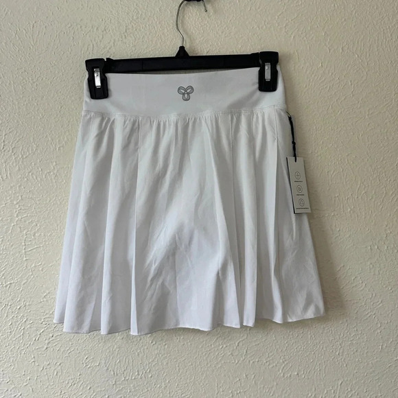 - TnaMOVE™ Tennis Mini Skirt - Picture 7 of 8